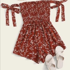 3️⃣FOR2️⃣5️⃣💲‼️ Detail Knot Romper